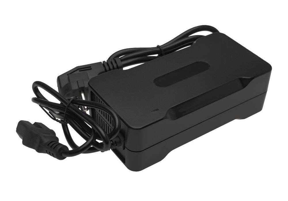 Зарядний пристрій для акумуляторів LiFePO4 60V (73V)-2A-120W